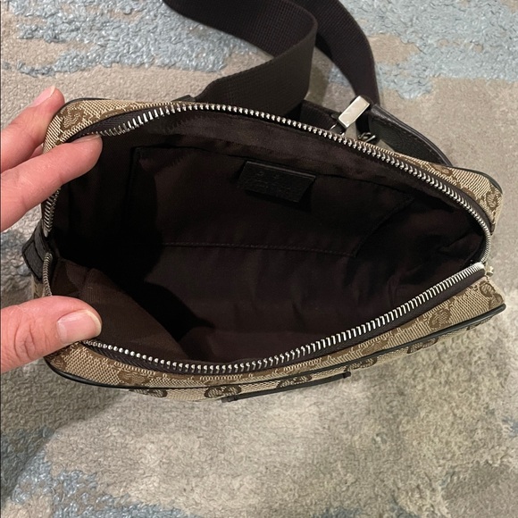 Gucci Beige/Ebony GG Canvas Belt Bag/Crossbody Bag Unisex - Picture 8 of 13